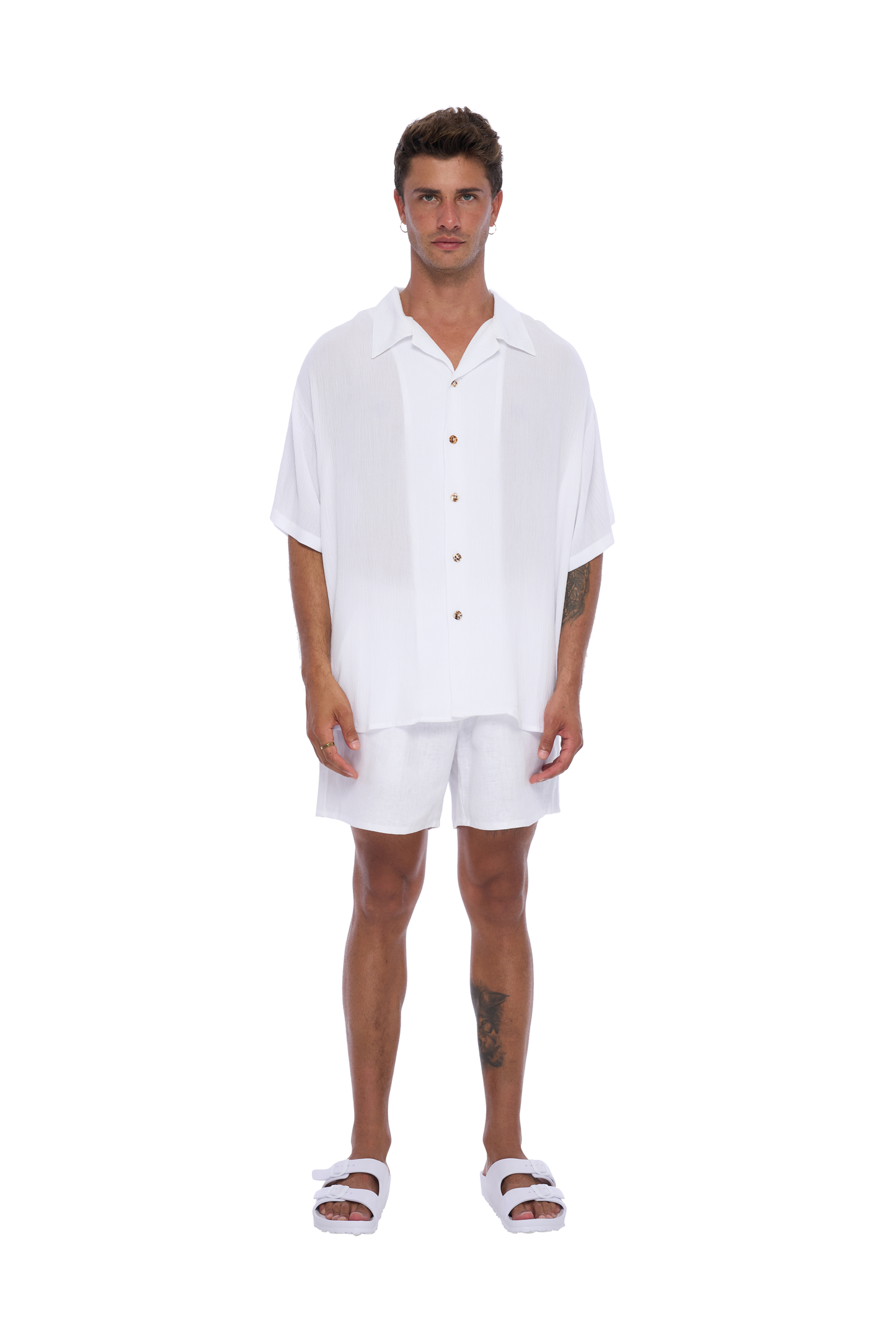 Front View: Leo Men's Shirt in White Rayon Crinkle Fabric - Lightweight, breathable shirt with a relaxed fit, perfect for casual or tropical wear