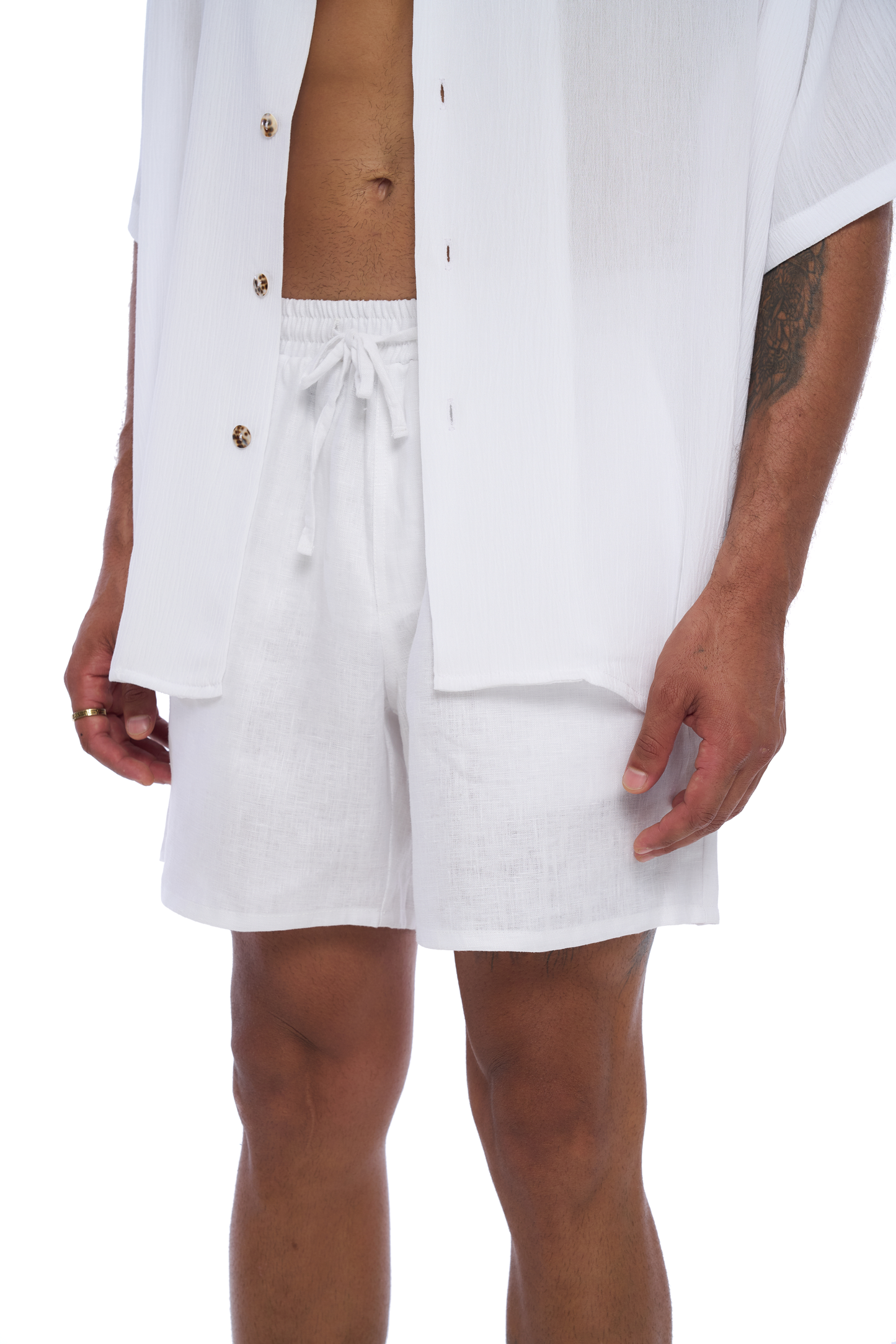 Byron Shorts in White - Realm