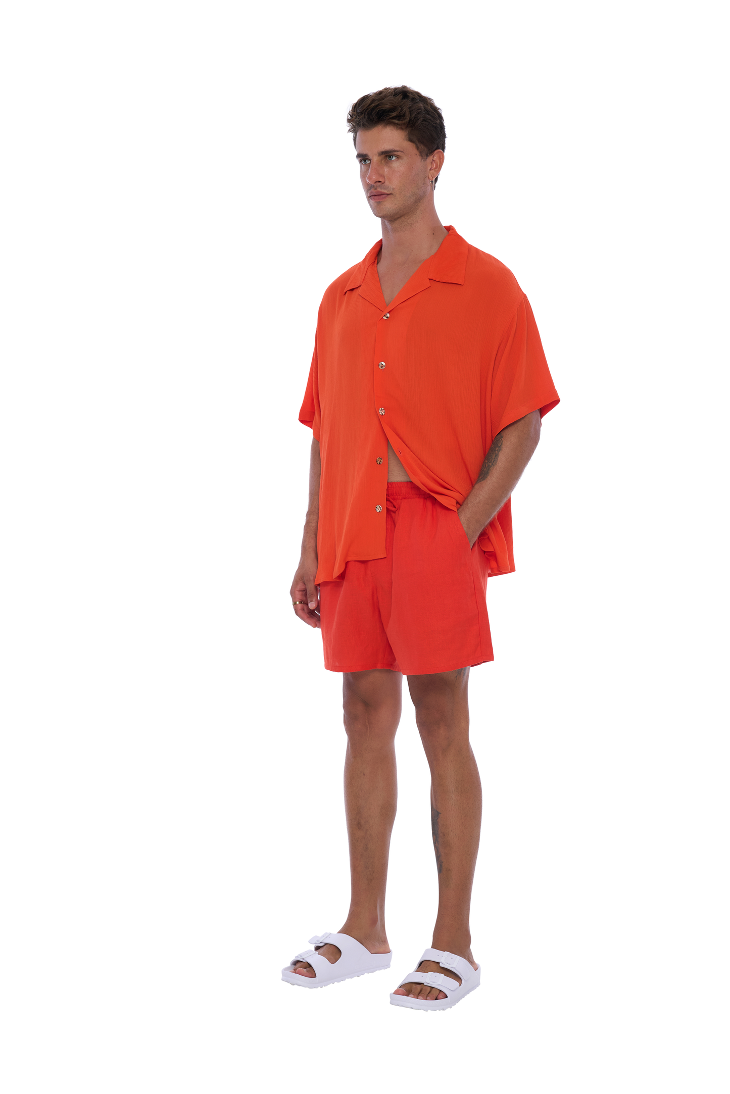 Leo Mens Shirt in Red - Realm